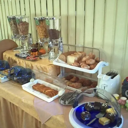 Abbaruja מלון 3*