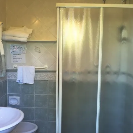 Abbaruja 3* אולביה