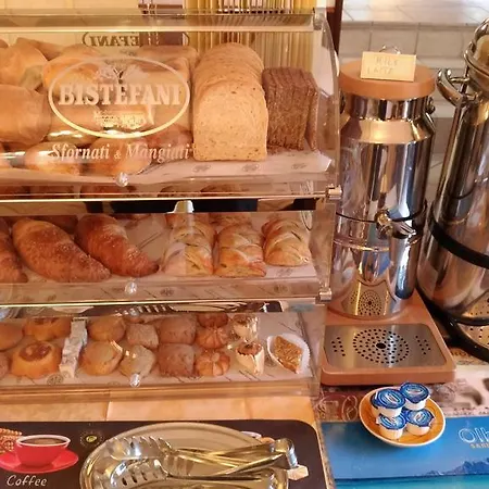 Abbaruja מלון אולביה