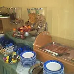 Abbaruja 3*