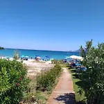 Abbaruja Hotell 3*