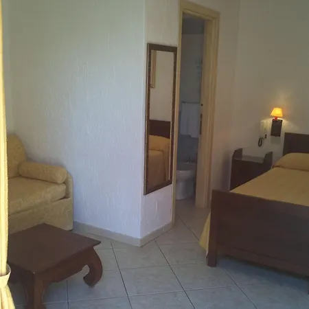 Abbaruja Отель 3*