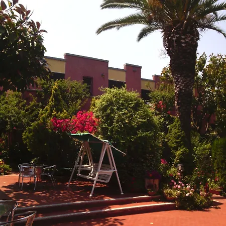 Abbaruja Hotel 3*