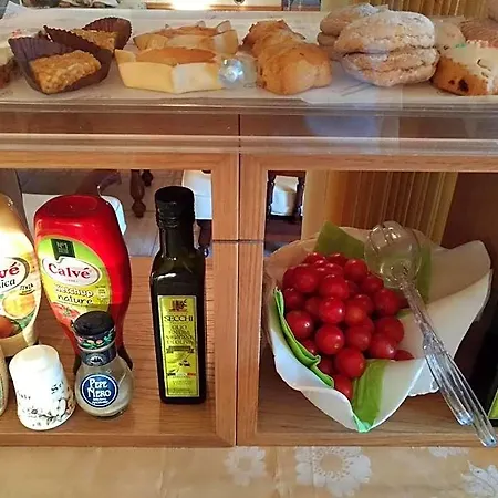Abbaruja מלון 3*