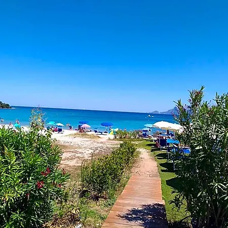 Abbaruja Hotel 3*
